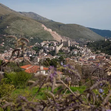 Mezzabrino Vista Castello Panzió